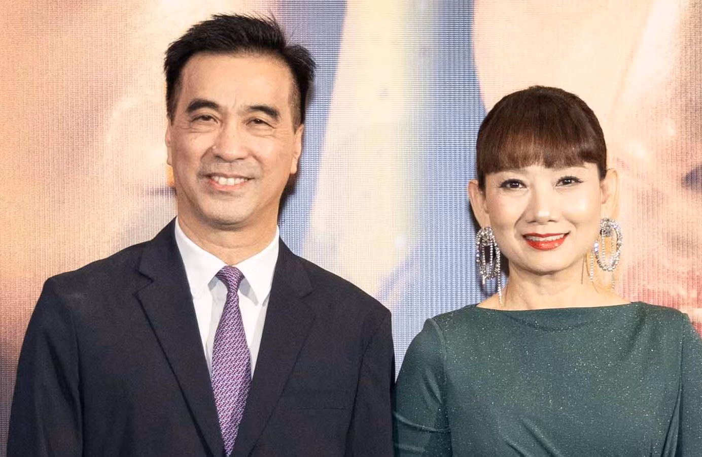 Các nghệ sĩ ủng hộ đoàn làm phim.