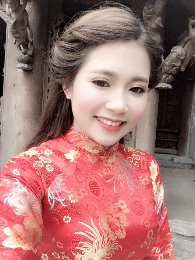 Nhan sắc bà xã 9x của diễn viên Duy Hưng.