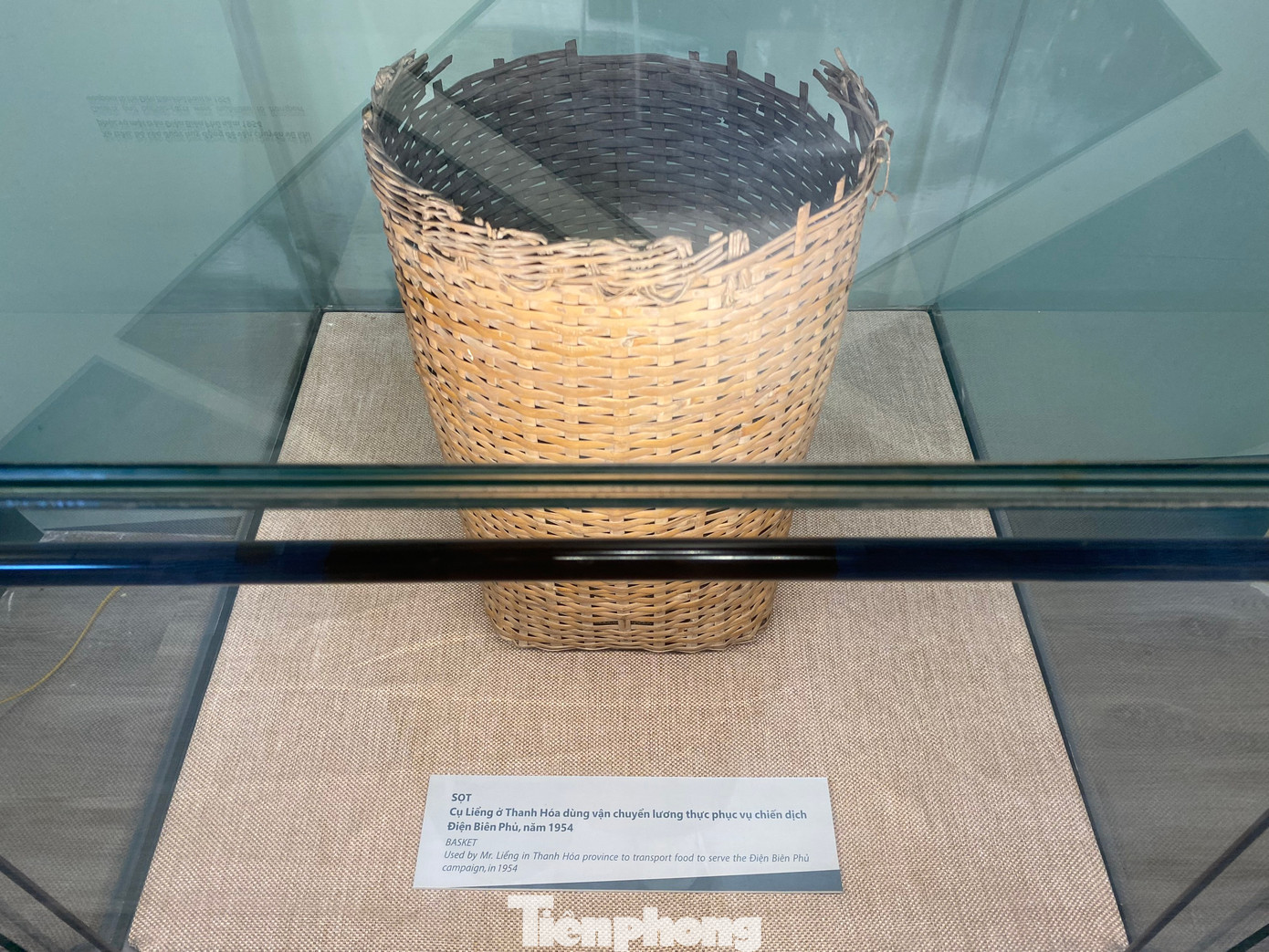 Chiếc sọt dùng để vận chuyển lương thực cho chiến dịch.