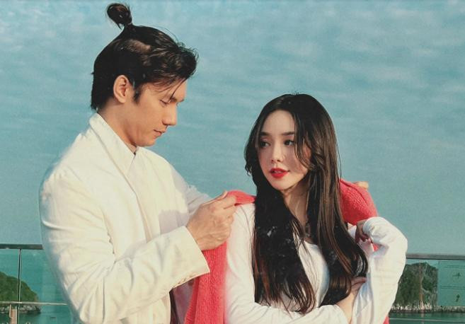 Anh chàng Tuấn Khang nhiều lần gặp rắc rối vì thói trăng hoa.