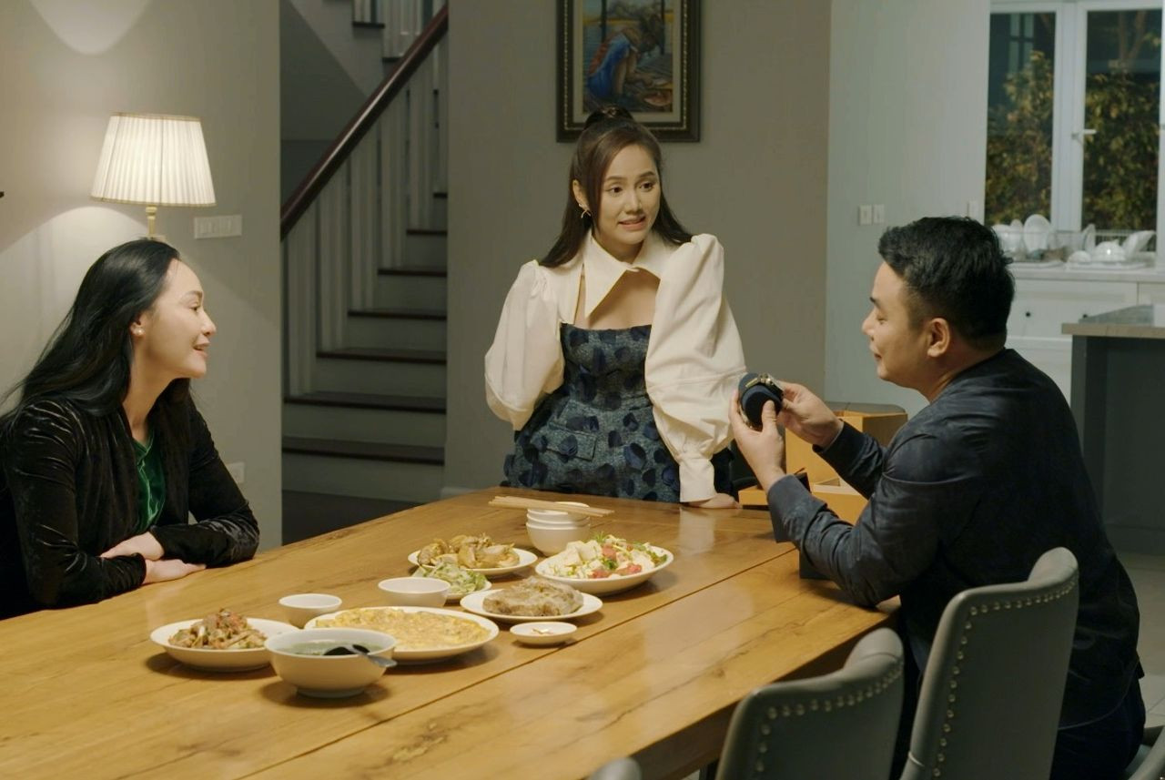 Lỡ hẹn với ngày xanh mới lên sóng giờ vàng. Lỡ hẹn với ngày xanh mới lên sóng giờ vàng.