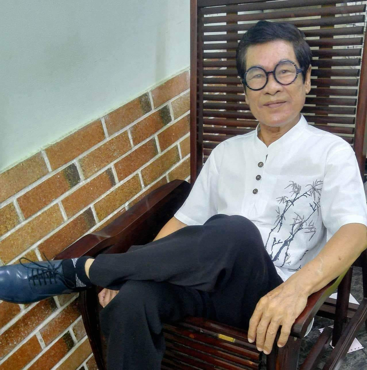 NSƯT Tuấn Phong từng tham gia nhiều cuộc thi âm nhạc. NSƯT Tuấn Phong từng tham gia nhiều cuộc thi âm nhạc.