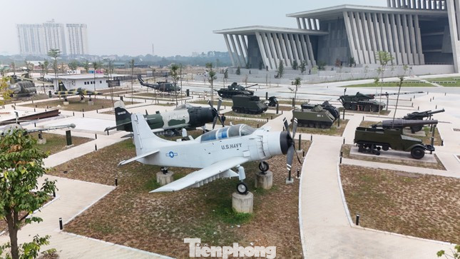 Bảo tàng Lịch sử Quân sự Việt Nam mở cửa từ 1/11.