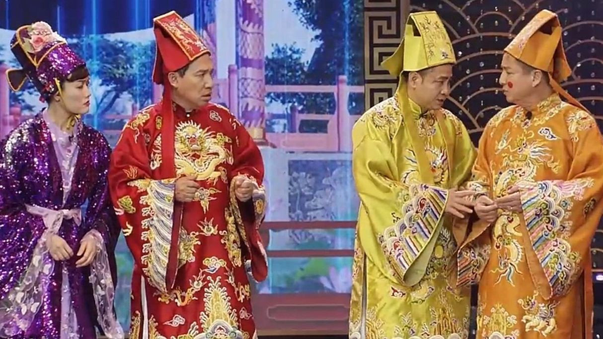 Táo Xã hội (NSND Tự Long) và Táo Giao thông (NSƯT Chí Trung) có nhiều câu nói gây ấn tượng. Táo Xã hội (NSND Tự Long) và Táo Giao thông (NSƯT Chí Trung) có nhiều câu nói gây ấn tượng.