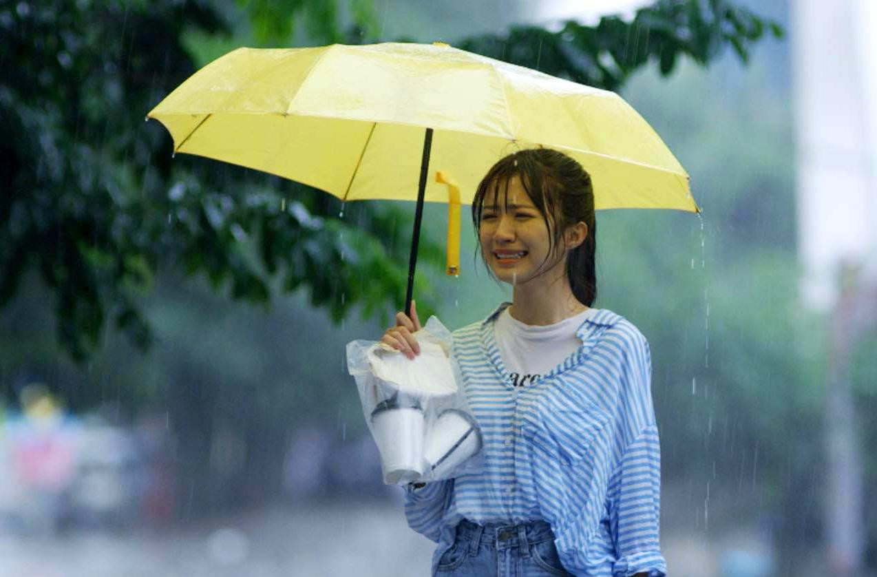 Vân Vân của Ngọc Huyền có nhiều cảnh quay xúc động trong Thương ngày nắng về.