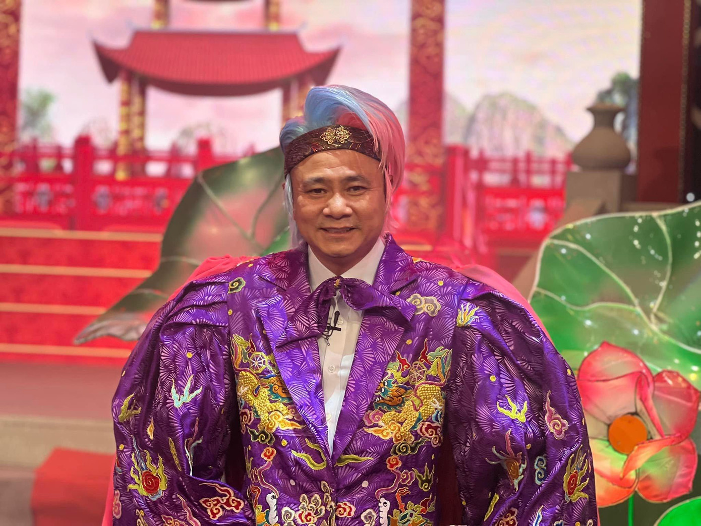 Tạo hình của NSND Tự Long tại Táo Quân 2022.