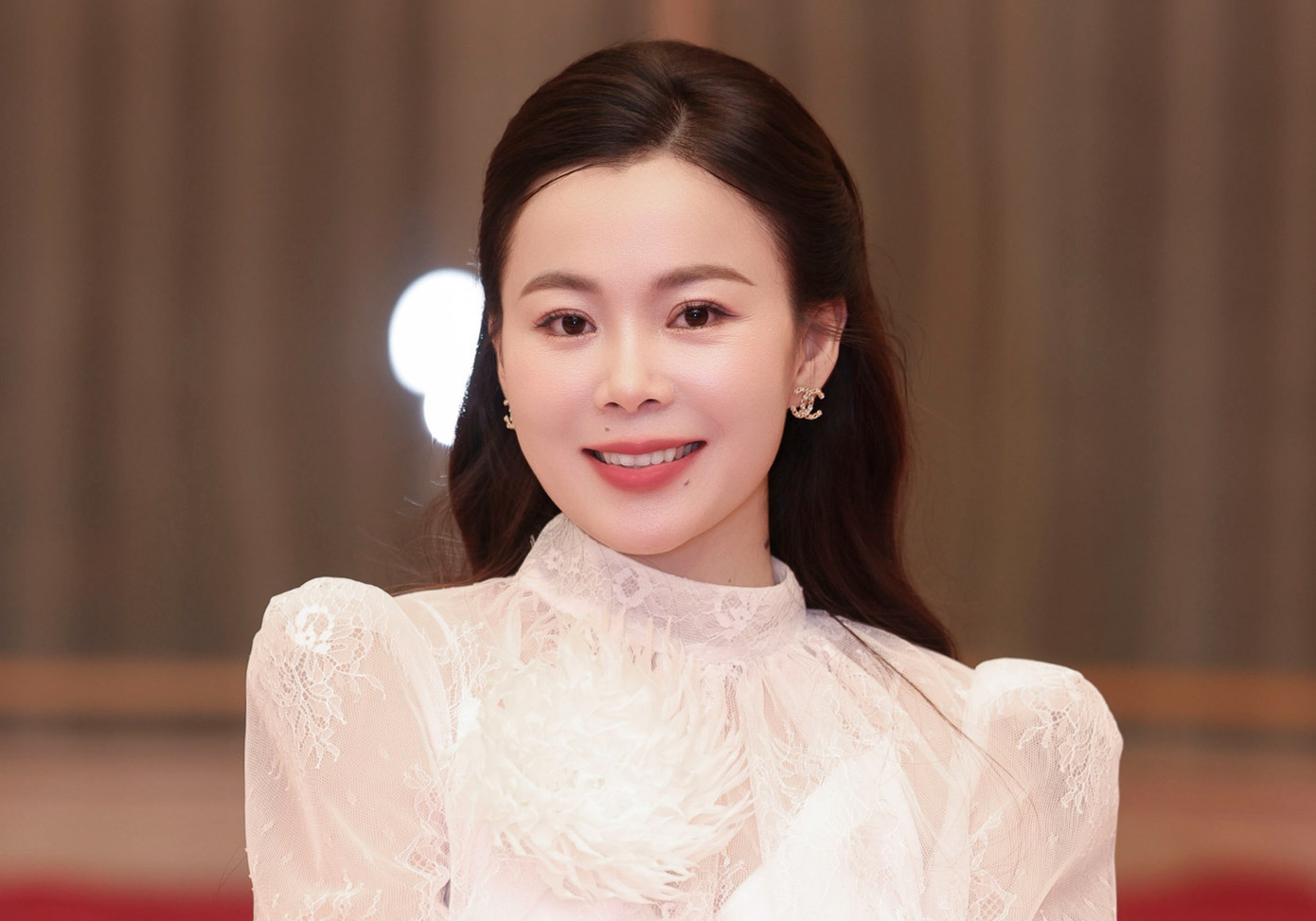 Thùy Dung từng học Thanh nhạc tại Học viện âm nhạc Huế. Thùy Dung từng học Thanh nhạc tại Học viện âm nhạc Huế.