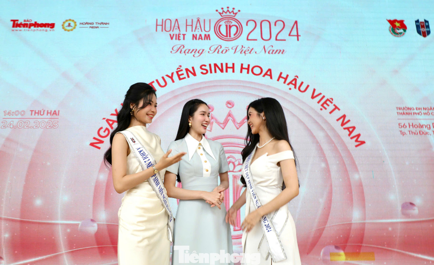 Á hậu Phương Anh bày tỏ cô trân trọng những cơ hội mà cuộc thi Hoa hậu Việt Nam mang tới. Tại ngày hội tuyển sinh, Phương Anh khuyên các bạn sinh viên nhanh chóng ghi danh tại cuộc thi để nắm bắt cơ hội tỏa sáng, khai phá tiềm năng của bản thân.