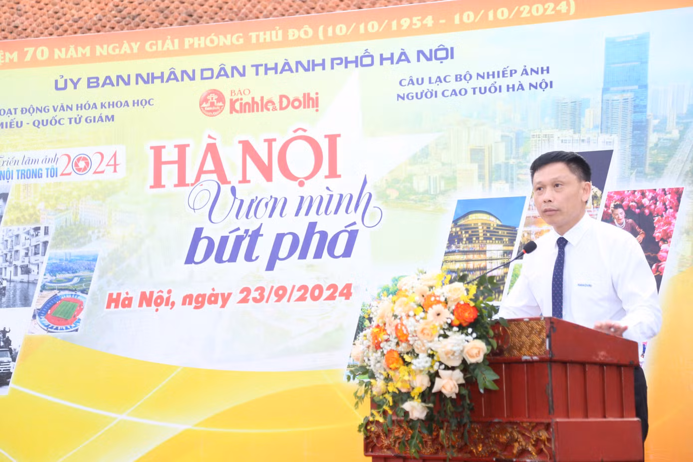 Trưởng Ban tổ chức giới thiệu những nét nổi bật của triển lãm.