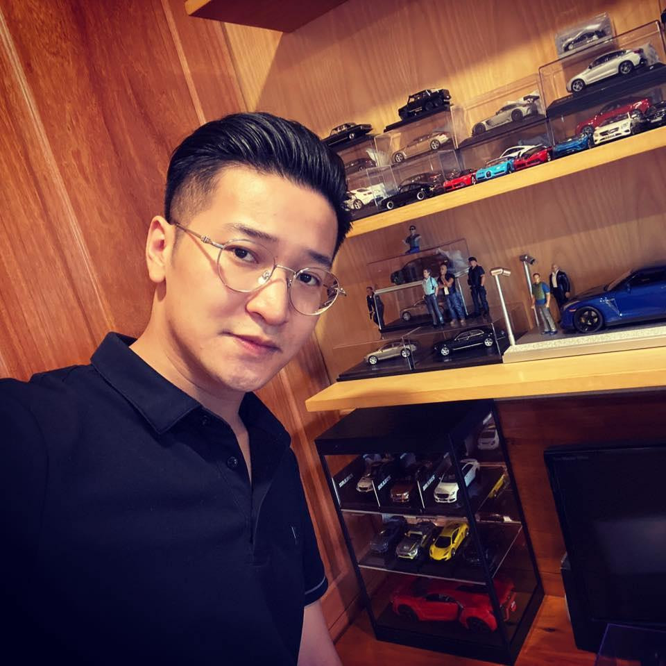 Vẻ ngoài nam tính của bạn trai Vũ Việt Hoa.