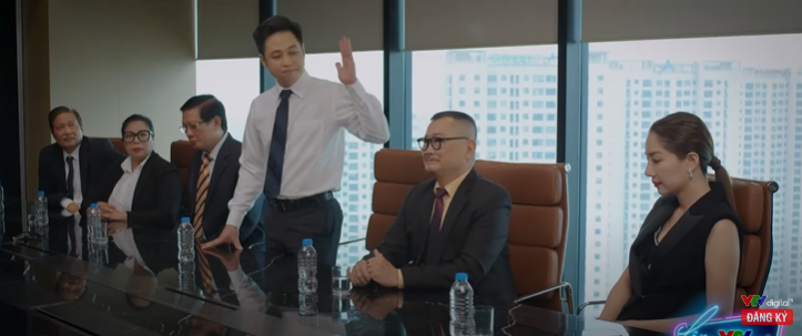 Hoàng Kim gặp sóng gió khi chủ tịch Hoàng Long bị đột quỵ. Hoàng Kim gặp sóng gió khi chủ tịch Hoàng Long bị đột quỵ.