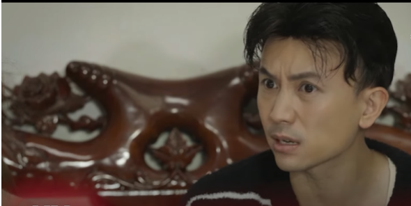 Em chồng và gia đình bên chồng xúm vào trách mắng Son. Ảnh: CMH. Em chồng và gia đình bên chồng xúm vào trách mắng Son. Ảnh: CMH.