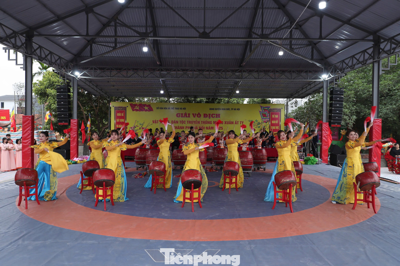 Giải có hơn 100 vận động viên đến từ 7 đội tham dự. Mỗi đội đại diện cho một huyện trên địa bàn Hà Nội.