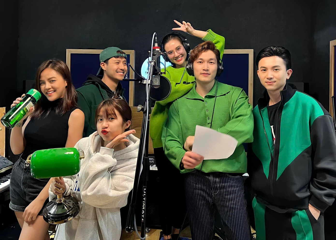 Màn hòa giọng đặc sắc của các diễn viên.