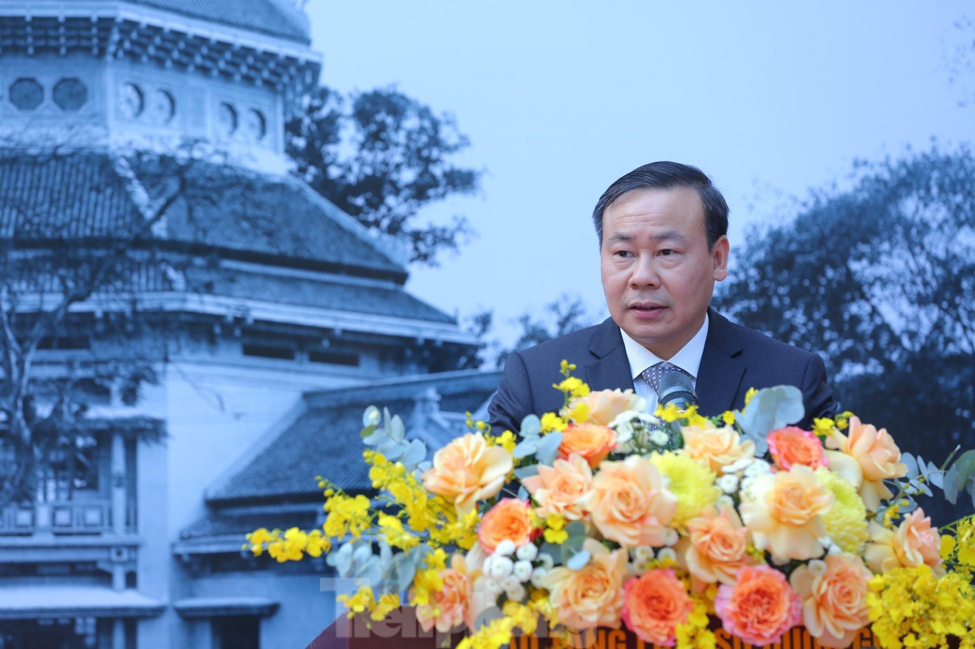 TS. Nguyễn Văn Đoàn - Giám đốc Bảo tàng Lịch sử quốc gia - cho rằng việc lập danh sách các hiện vật của Việt Nam bị thất lạc trong chiến tranh là điều cần thiết. Đó là cơ sở để nghiên cứu nguồn gốc xuất xứ, tìm cách hồi hương cổ vật. Ảnh: TRỌNG TÀI.