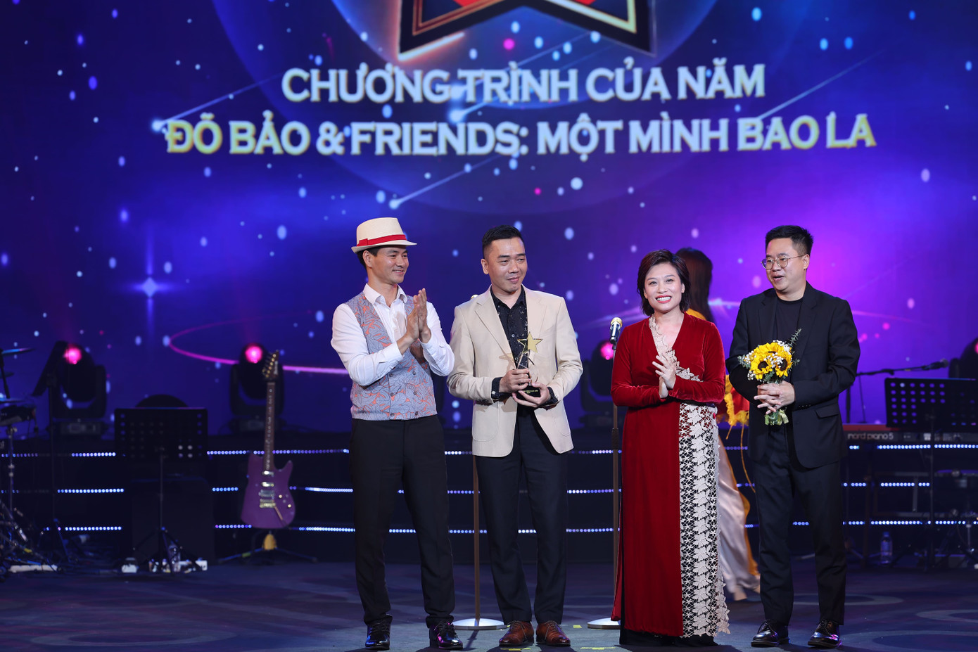 Chương trình của năm là Đỗ Bảo & Friends: Một mình bao la. Ban tổ chức nhận định đây là kết quả có thể gây bất ngờ nhưng hoàn toàn xứng đáng dành cho nhạc sĩ Đỗ Bảo. Đây là cúp Cống hiến thứ 8 của Đỗ Bảo trong tổng số 16 lần được đề cử tính từ khi giải Cống hiến ra đời.