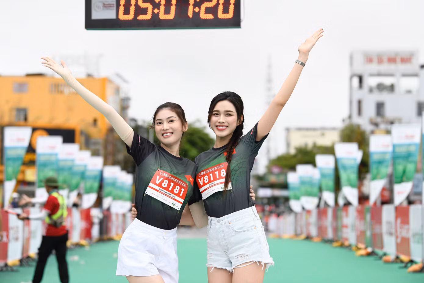 Hoa hậu Đỗ Thị Hà chia sẻ Tiền Phong Marathon luôn là giải đấu đặc biệt, nhiều cảm xúc khi gắn liền với các yếu tố văn hóa, lịch sử.