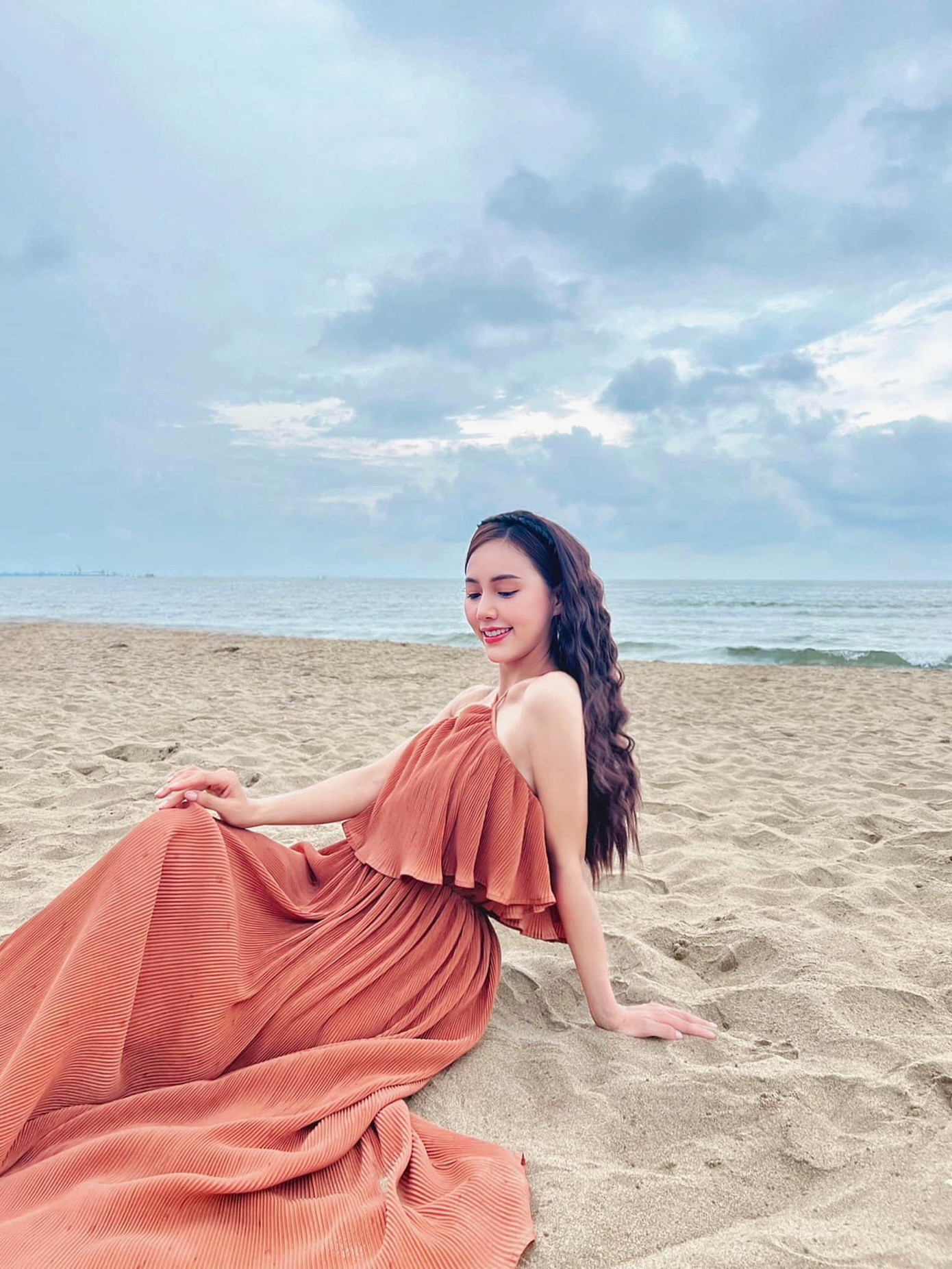 Minh Thu không nổi tiếng sớm nhưng mỗi vai diễn của cô đều gây ấn tượng. Cô đầu quân cho Nhà hát Kịch Việt Nam. Minh Thu không nổi tiếng sớm nhưng mỗi vai diễn của cô đều gây ấn tượng. Cô đầu quân cho Nhà hát Kịch Việt Nam.