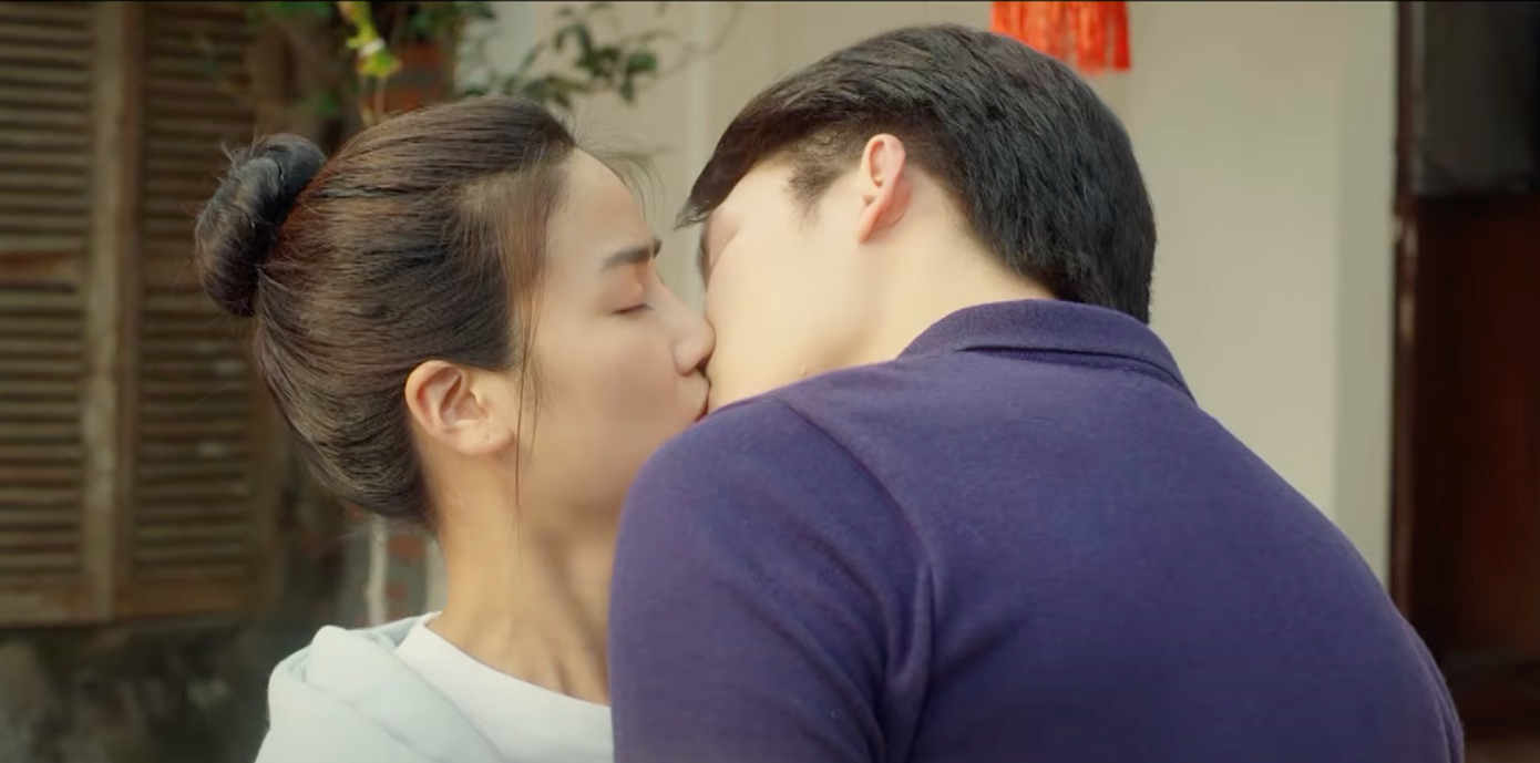 Huy, Phương bước vào mối quan hệ "song phương". Huy, Phương bước vào mối quan hệ "song phương".