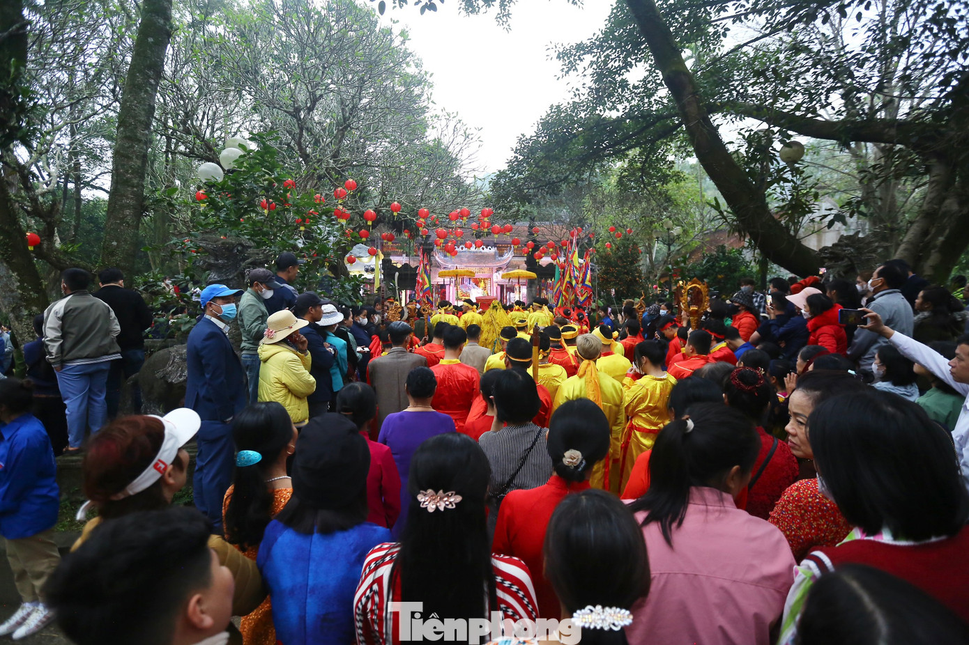 Sau phần dâng hương, lễ thiên địa, Phó Bí thư Huyện uỷ, Chủ tịch UBND huyện Sóc Sơn Phạm Văn Minh đánh trống khai hội. Lễ hội Gióng đền Sóc là lễ hội truyền thống được tổ chức nhằm tưởng nhớ, ca ngợi người anh hùng huyền thoại Thánh Gióng - một trong “Tứ bất tử” của tín ngưỡng dân gian Việt Nam. Năm 2010, lễ hội Gióng ở đền Sóc và Hội Gióng đền Phù Đổng được (UNESCO) công nhận là di sản văn hóa phi vật thể của nhân loại.
