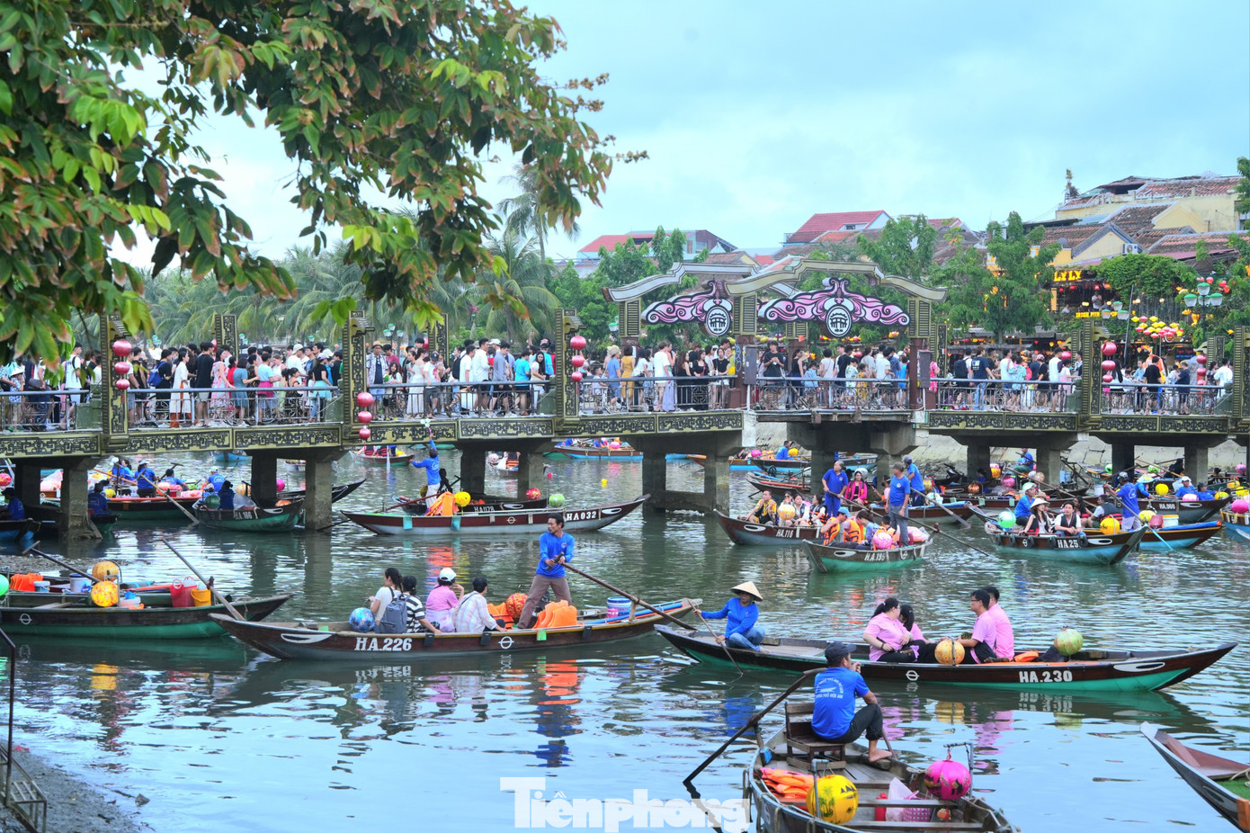 Du lịch Việt Nam kỳ vọng đạt mục tiêu đón 17-18 triệu lượt khách quốc tế trong năm nay. Ảnh: Nguyễn Trọng Quân. Du lịch Việt Nam kỳ vọng đạt mục tiêu đón 17-18 triệu lượt khách quốc tế trong năm nay. Ảnh: Nguyễn Trọng Quân.