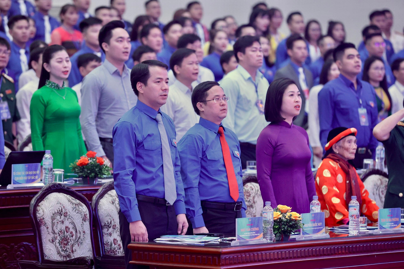 Đại hội đại biểu Đoàn TNCS Hồ Chí Minh tỉnh Hòa Bình lần thứ XVII, nhiệm kỳ 2022 - 2027, diễn ra trong 1,5 ngày, với sự tham dự của 239 đại biểu chính thức đại diện cho hơn 43.300 đoàn viên trong toàn tỉnh. Ảnh: Như Ý