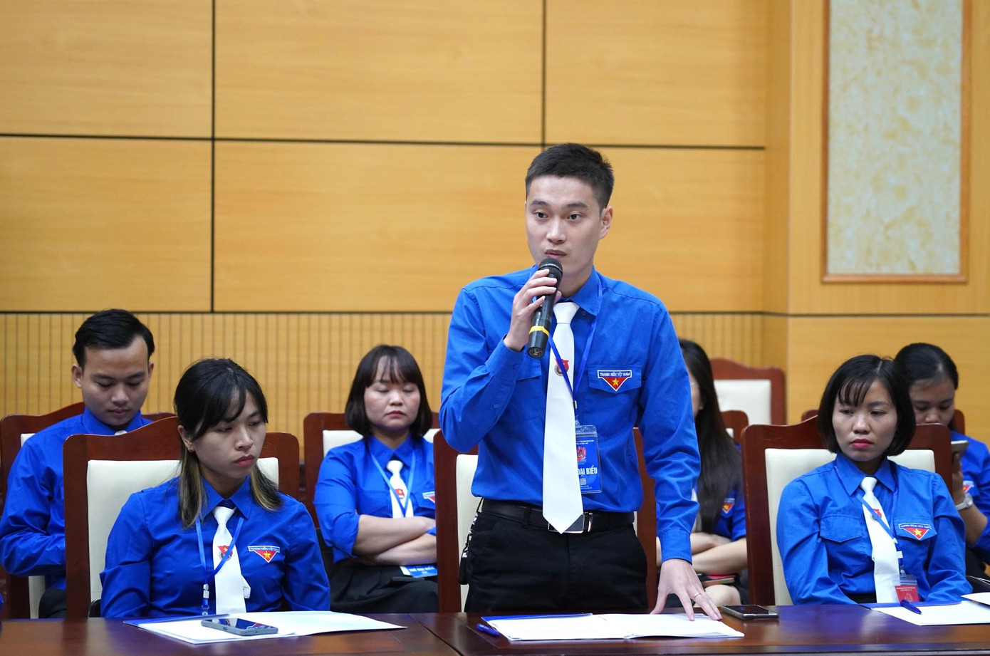 Các đại biểu tham luận tại diễn đàn. Ảnh: Như Ý