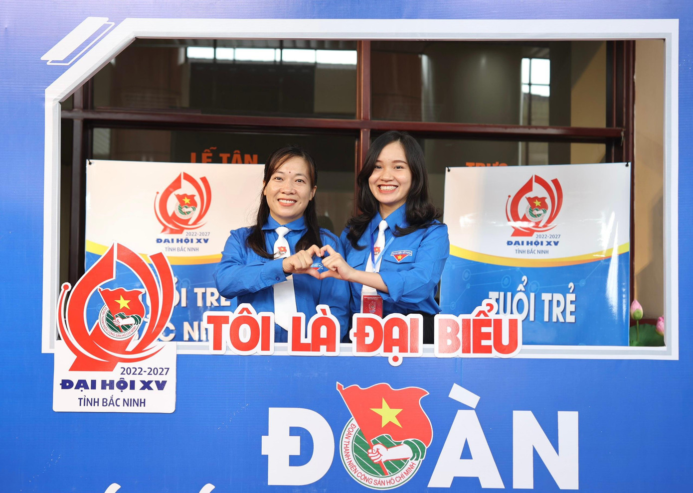 Các đại biểu hào hứng check-in trước đại hội. Ảnh: Như Ý Các đại biểu hào hứng check-in trước đại hội. Ảnh: Như Ý