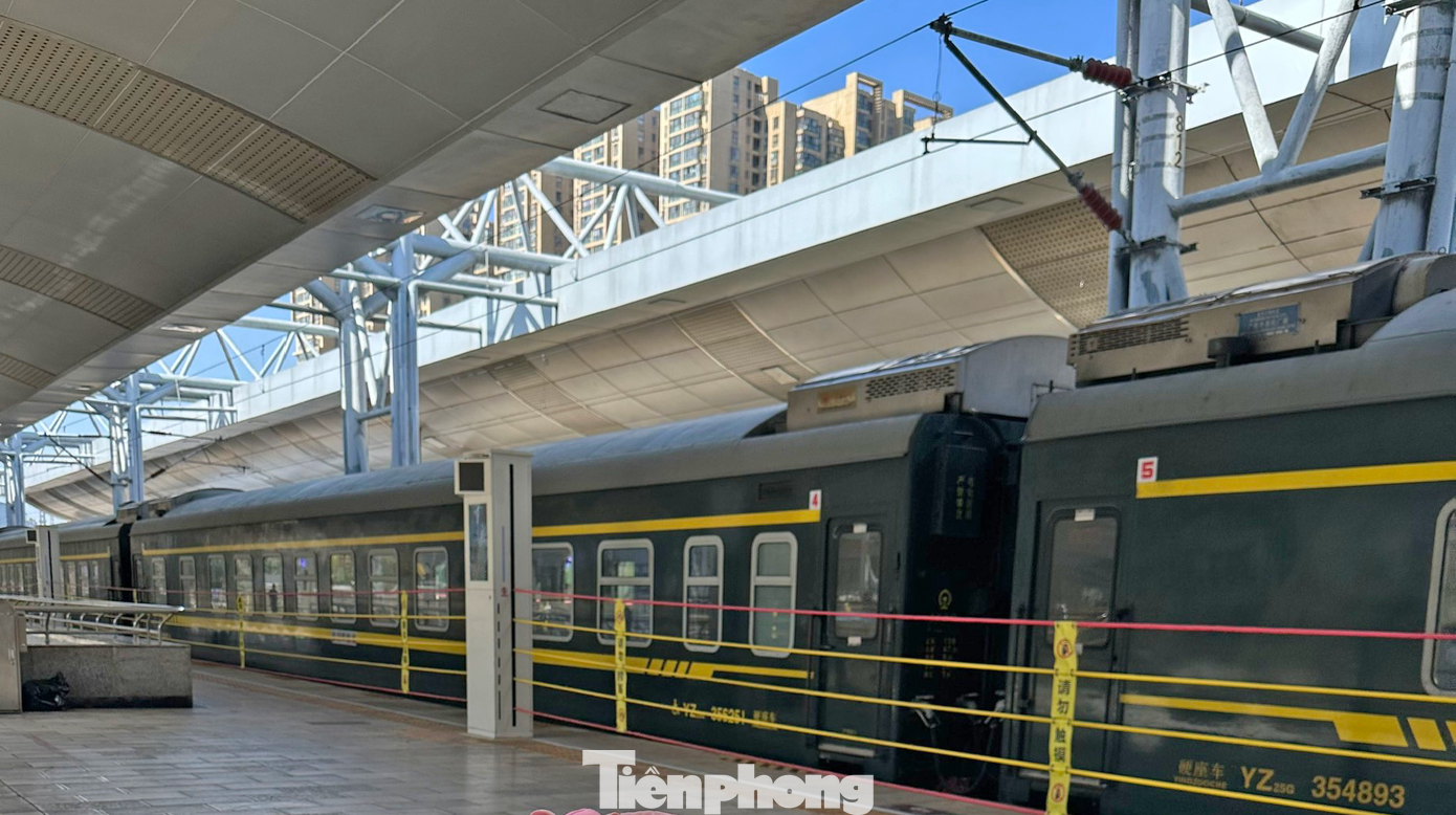 Giá vé tàu đường sắt tốc độ cao tại Trung Quốc. Ảnh minh họa: Lộc Liên. Giá vé tàu đường sắt tốc độ cao tại Trung Quốc. Ảnh minh họa: Lộc Liên.