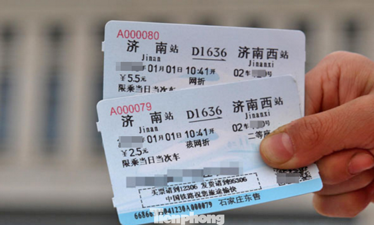 Giá vé tàu đường sắt tốc độ cao tại Trung Quốc. Ảnh minh họa: Lộc Liên. Giá vé tàu đường sắt tốc độ cao tại Trung Quốc. Ảnh minh họa: Lộc Liên.