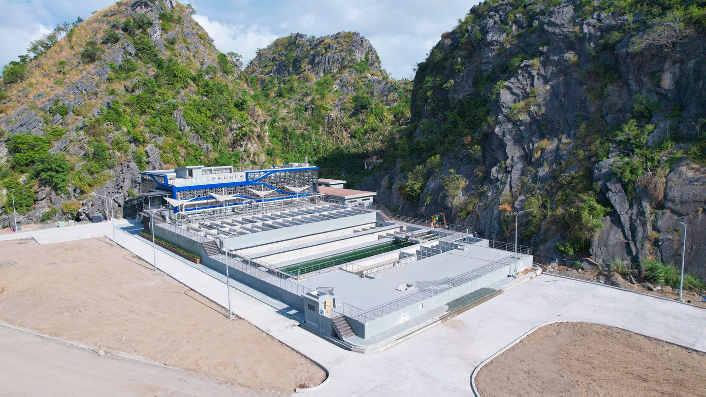 Nhà máy xử lý nước thải – dự án Cát Bà Amatina tại xã Trân Châu, huyện đảo Cát Bà, TP Hải Phòng với công suất 10.000 m3/ngày đêm được sử dụng công nghệ hiện đại hàng đầu Châu Âu.