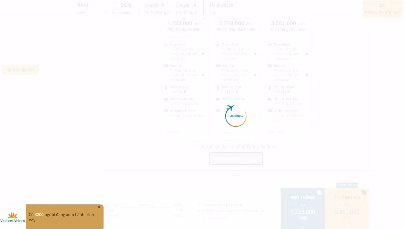 Website đặt vé chặng Hà Nội - TPHCM và ngược lại của Vietnam Airlines thường xuyên rơi vào tình trạng nghẽn mạng vì lượng người đặt vé tăng cao. Ảnh: Lộc Liên. Website đặt vé chặng Hà Nội - TPHCM và ngược lại của Vietnam Airlines thường xuyên rơi vào tình trạng nghẽn mạng vì lượng người đặt vé tăng cao. Ảnh: Lộc Liên.