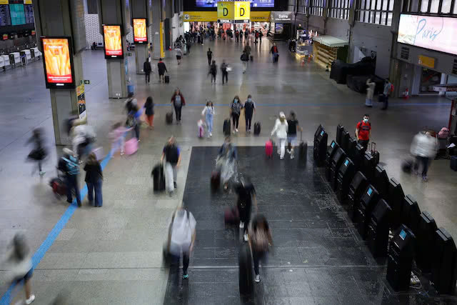 Toàn cảnh sân bay quốc tế Sao Paulo ở Guarulhos, Brazil. Ảnh: Reuters.