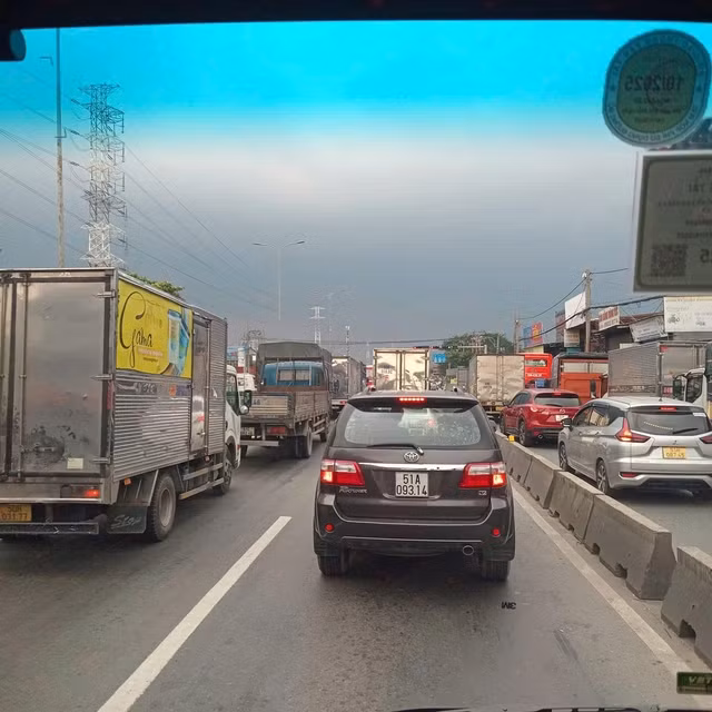 Một số khu vực cũng bắt đầu mưa rào - Ảnh: B.M.T Một số khu vực cũng bắt đầu mưa rào - Ảnh: B.M.T