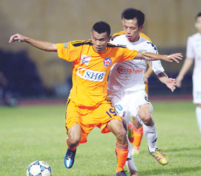 Cuộc đấu giữa Hà Nội T&T và SHB Đà Nẵng luôn là tâm điểm chú ý. ảnh: VSI. Cuộc đấu giữa Hà Nội T&T và SHB Đà Nẵng luôn là tâm điểm chú ý. ảnh: VSI