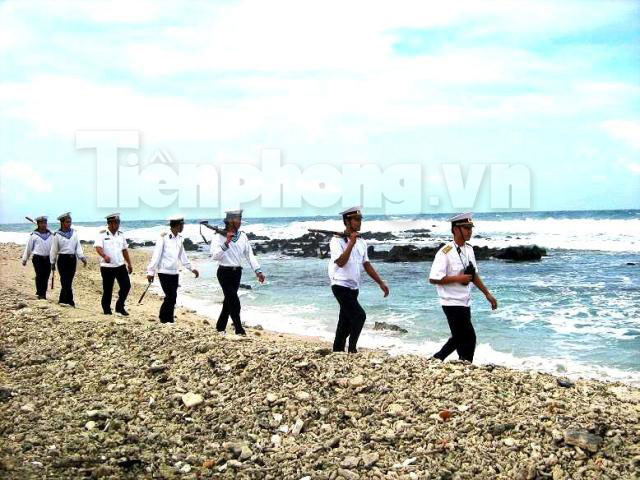 Tuần tra trên đảo