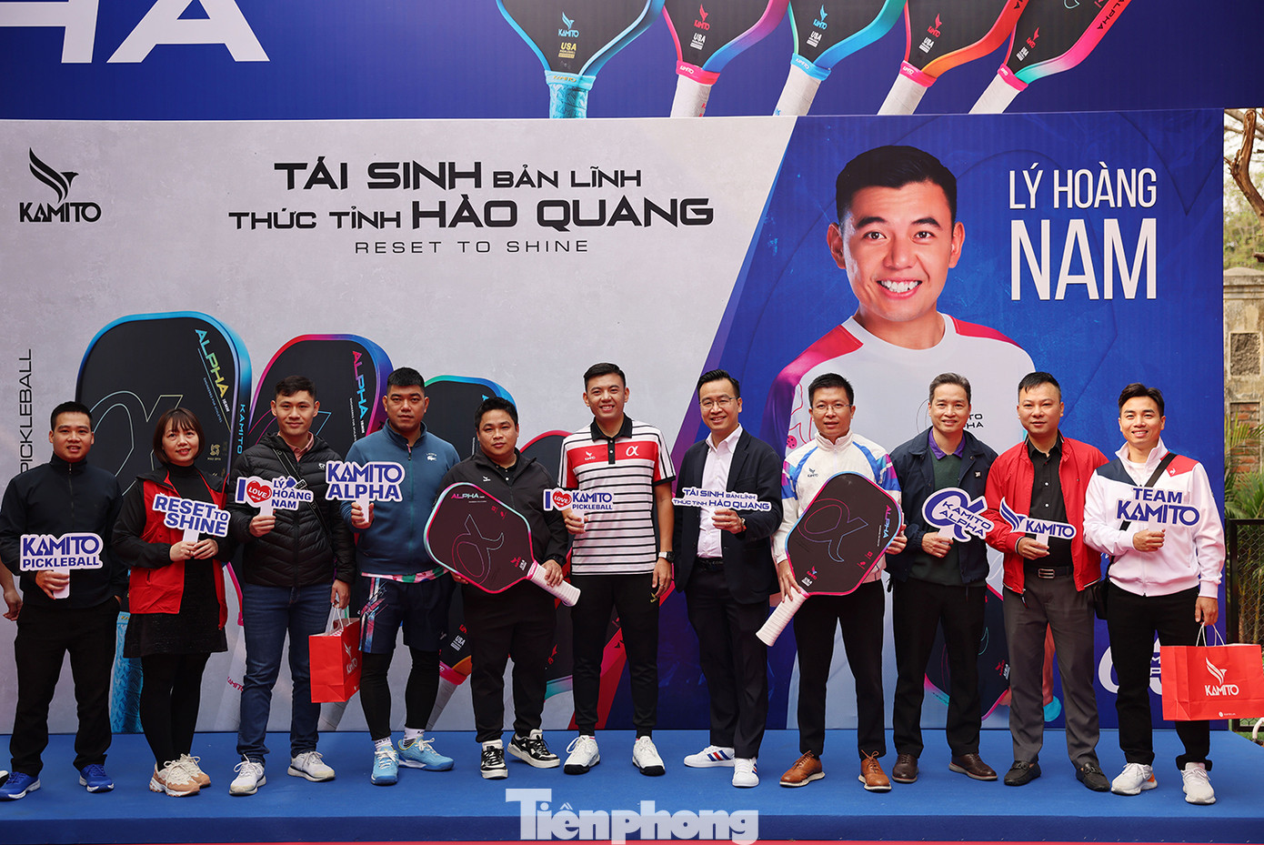 Vợt Pickleball Kamito Alpha đã đồng hành cùng Lý Hoàng Nam ghi dấu những chiến thắng như vô địch giải Pickleball Quốc gia 2025, vô địch giải Pickleball VPO Hà Nội, vô địch giải Pickleball King Cup Hải Dương và vô địch giải Pickleball SS Arena Vũng Tàu. Vợt Pickleball Kamito Alpha đã đồng hành cùng Lý Hoàng Nam ghi dấu những chiến thắng như vô địch giải Pickleball Quốc gia 2025, vô địch giải Pickleball VPO Hà Nội, vô địch giải Pickleball King Cup Hải Dương và vô địch giải Pickleball SS Arena Vũng Tàu.