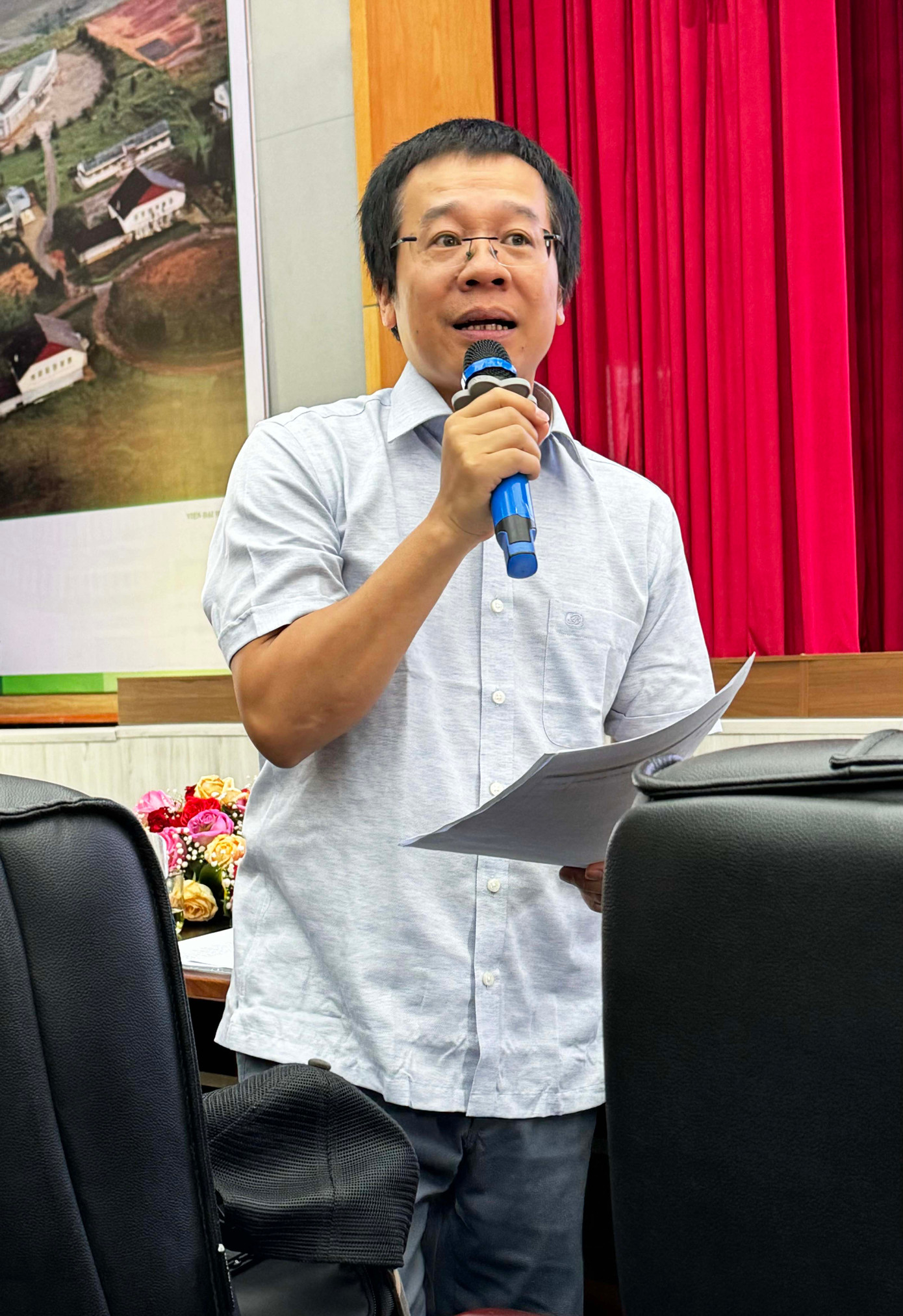 Diễn giả giải đáp những thắc mắc cho sinh viên về lĩnh vực bảo vệ ĐVHD