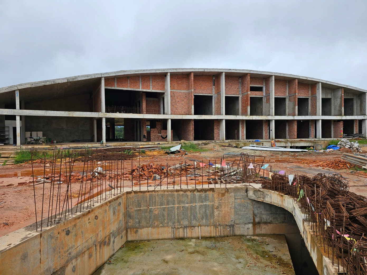 Công trình xây dựng có sai phạm tại tòa nhà CLB golf Công trình xây dựng có sai phạm tại tòa nhà CLB golf