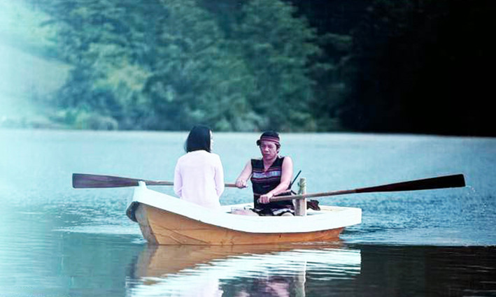 Cảnh trong phim Quả tim máu.