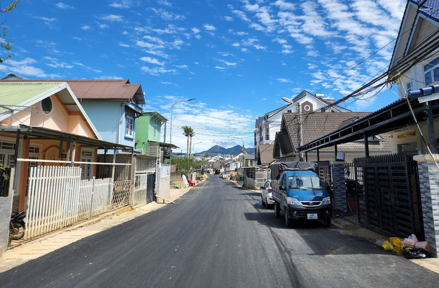 Đường Đinh Công Tráng thông thoáng sau khi được nâng cấp Đường Đinh Công Tráng thông thoáng sau khi được nâng cấp