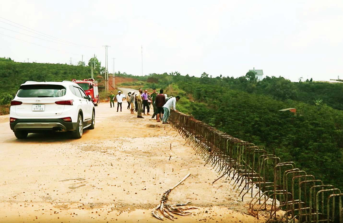 Đường tránh phía Nam TP. Bảo Lộc xây dựng dở dang. Đường tránh phía Nam TP. Bảo Lộc xây dựng dở dang.