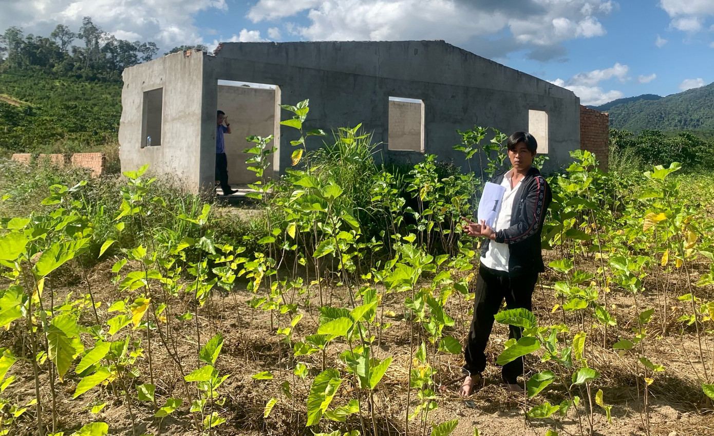 Trần Ngọc Bảo Phương bị bắt giữu sau 8 tháng lẩn trốn Trần Ngọc Bảo Phương bị bắt giữu sau 8 tháng lẩn trốn