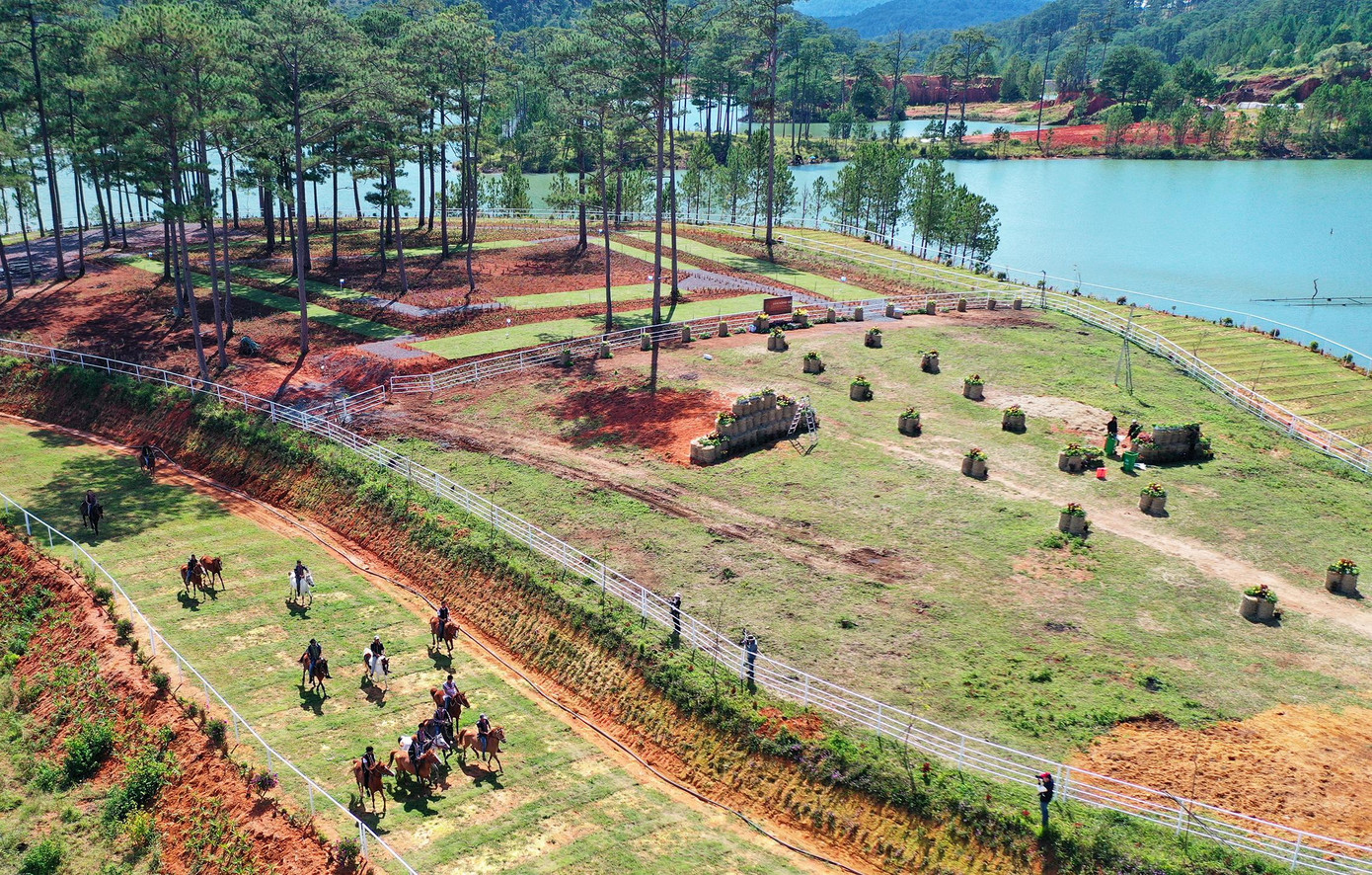 Toàn cảnh trường đua Toàn cảnh trường đua