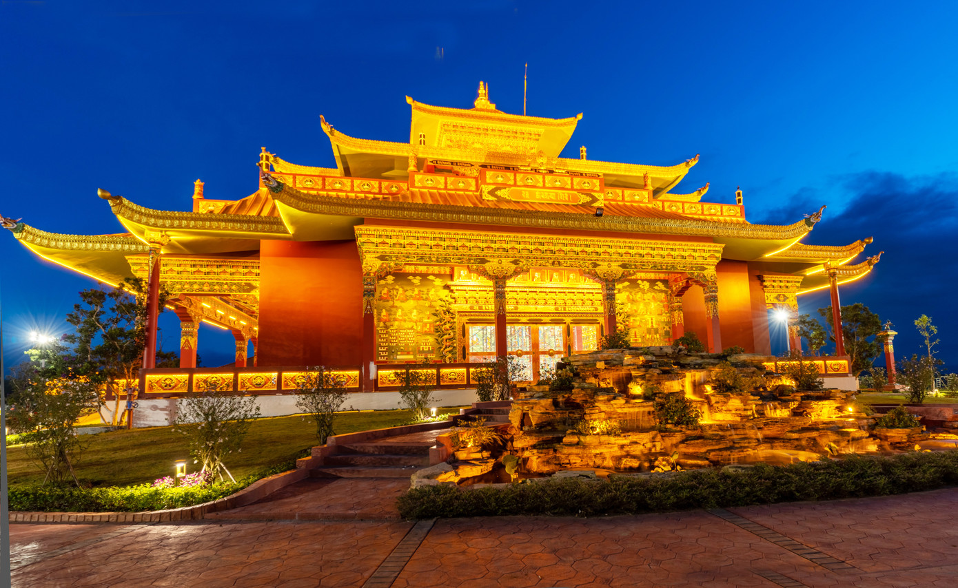 Chánh điện của Không gian văn hóa tâm linh. Chánh điện của Không gian văn hóa tâm linh.