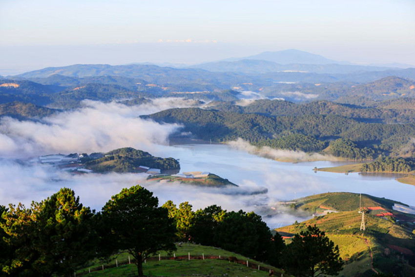 Khu du lịch quốc gia hồ Tuyền Lâm. Ảnh: Lê Hoa. Khu du lịch quốc gia hồ Tuyền Lâm. Ảnh: Lê Hoa.