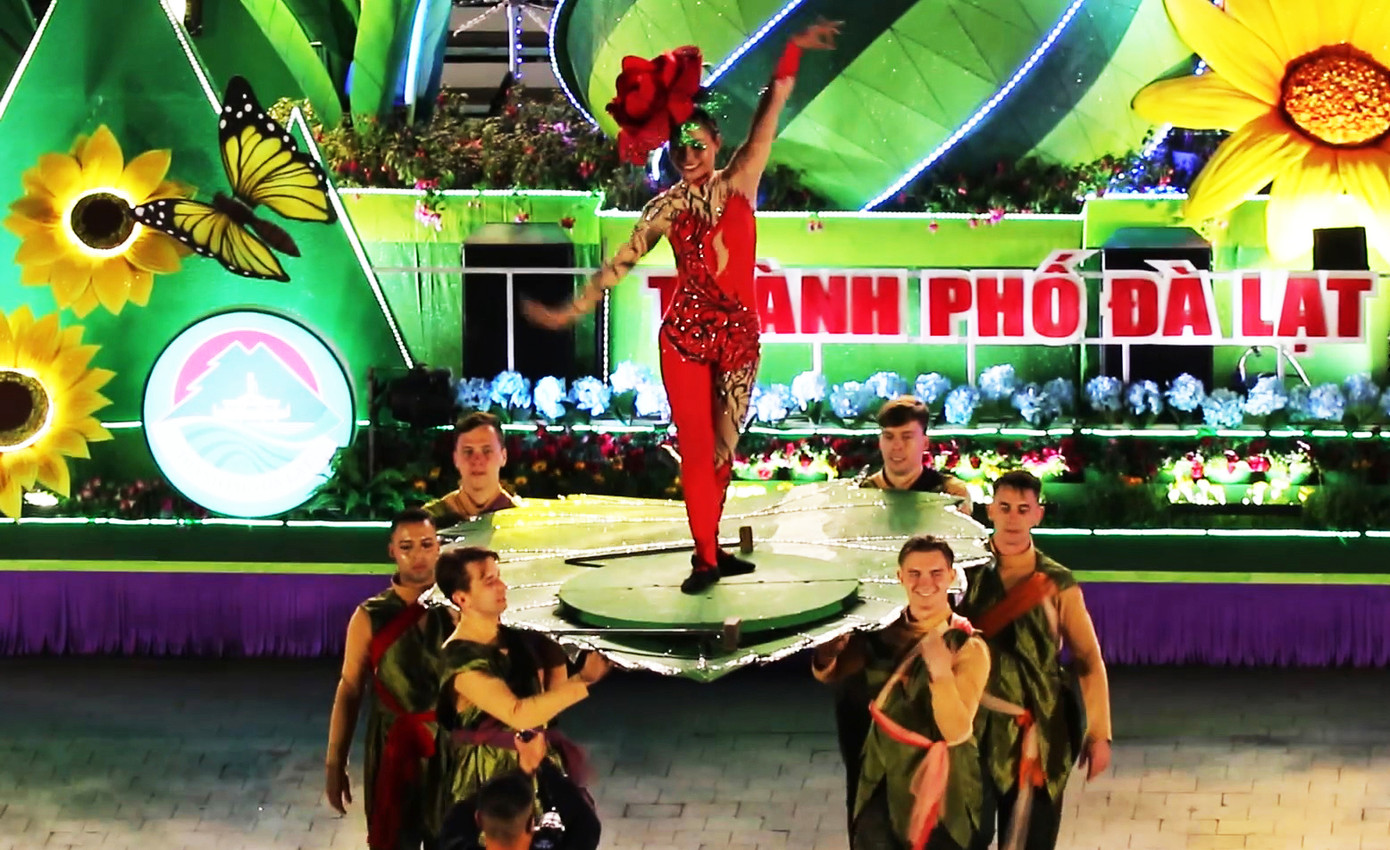 Một tiết mục biểu diễn tại Carnival Đà Lạt.