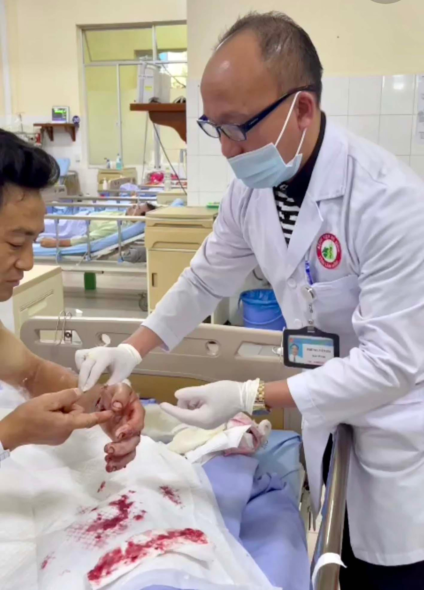 Có thể cử động nhẹ các ngón tay