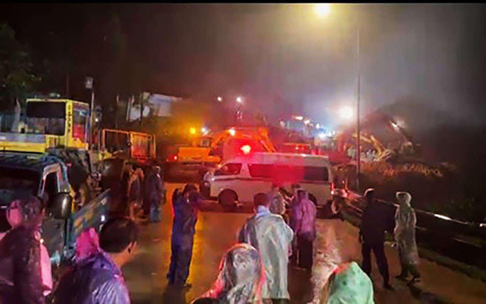 Huy động nhiều lực lượng và phương tiện để cứu hộ cứu nạn