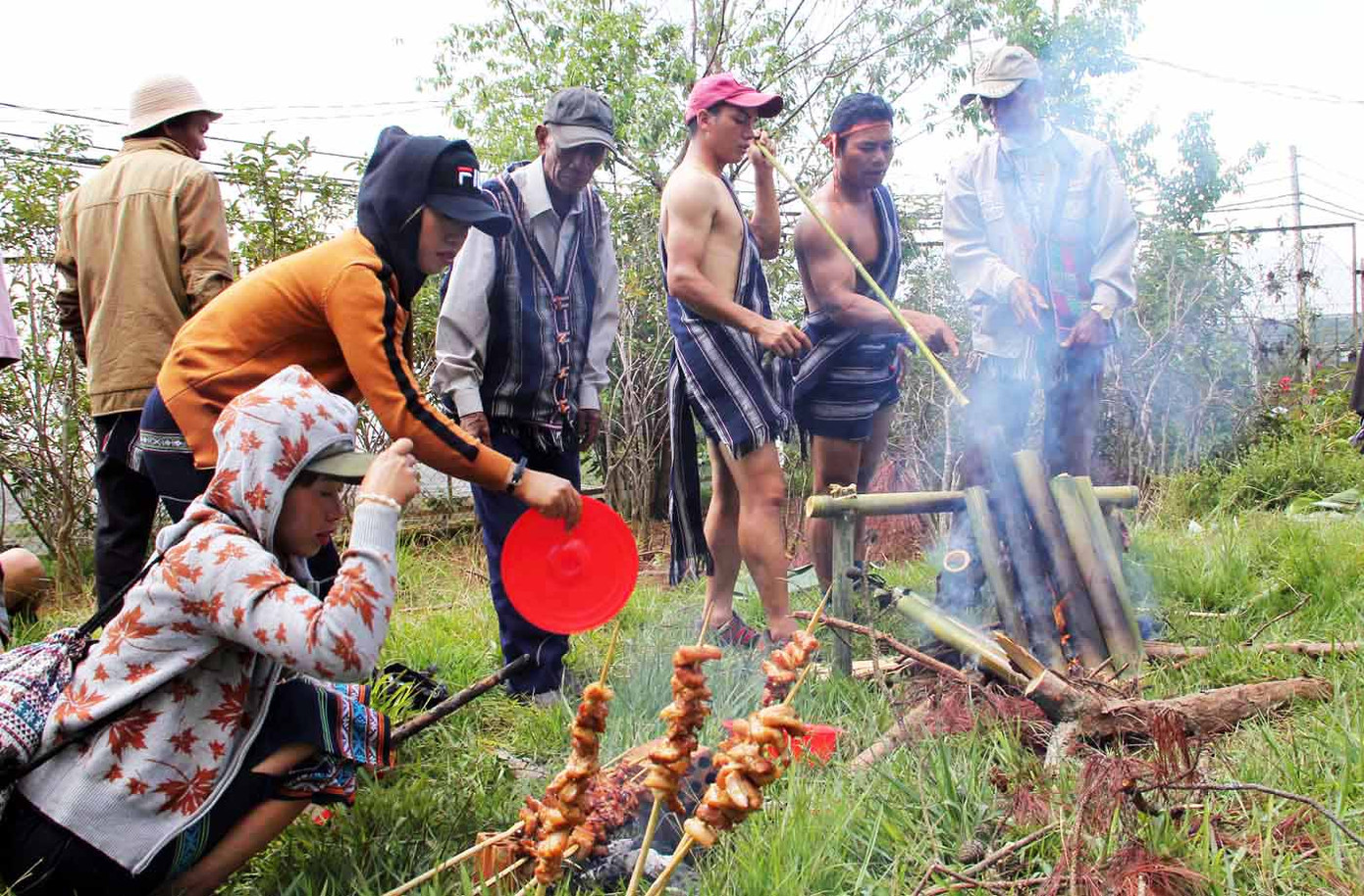 Cơm lam thịt nướng đặc sản Tây Nguyên. Cơm lam thịt nướng đặc sản Tây Nguyên.